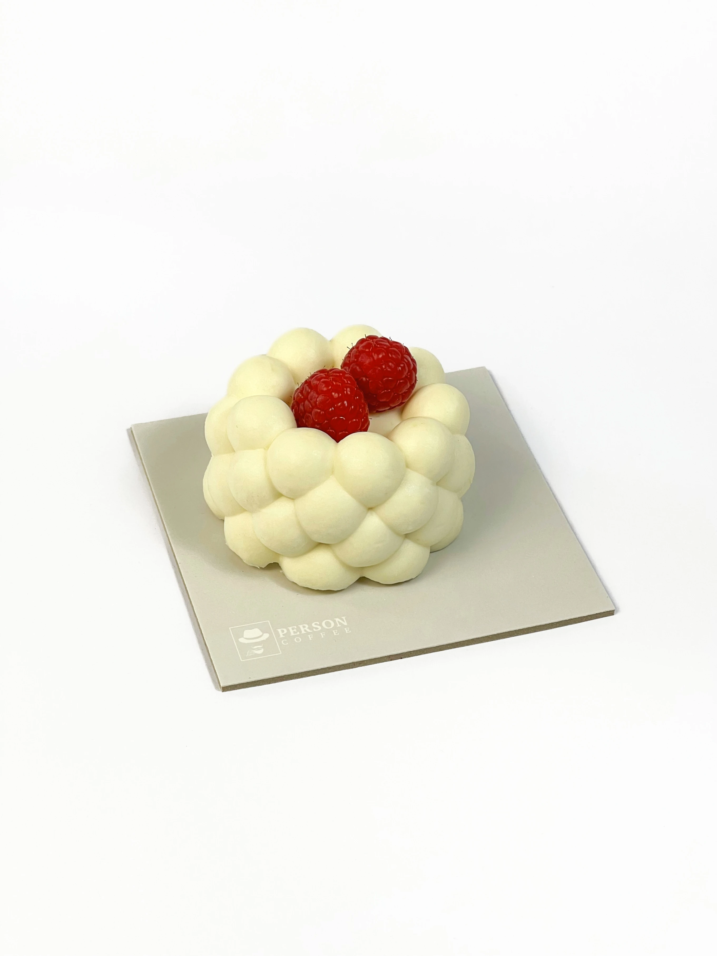 كيكة الليمون والتوت